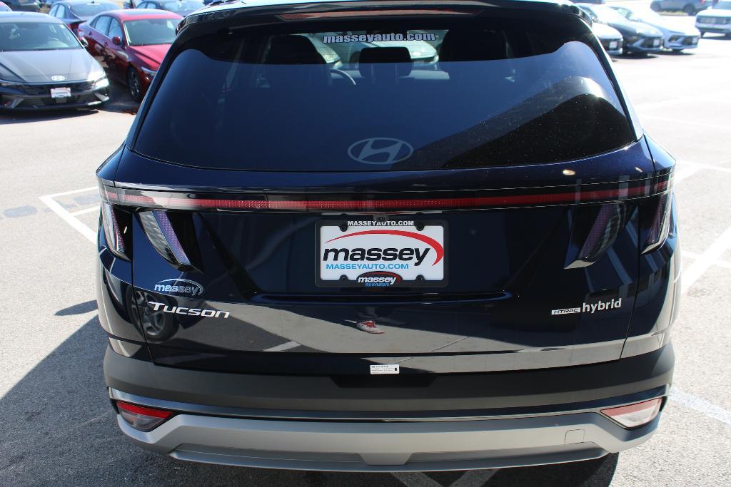 new 2025 Hyundai TUCSON Hybrid car, priced at $36,381