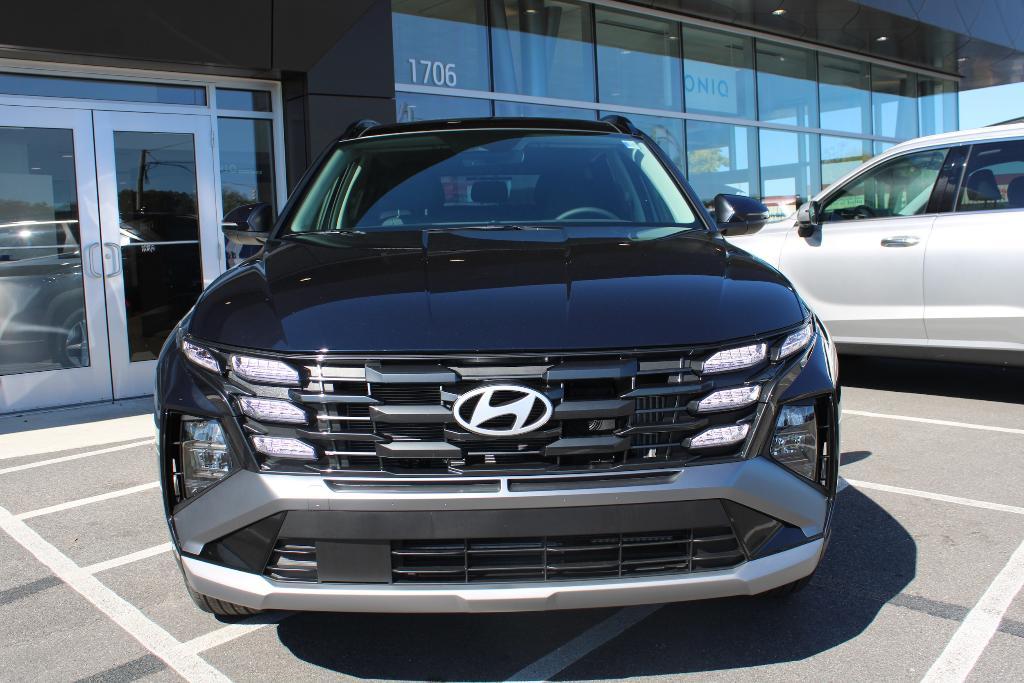 new 2025 Hyundai TUCSON Hybrid car, priced at $36,381