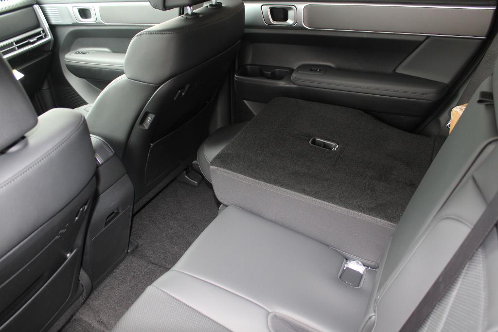 new 2026 Hyundai SANTA FE HEV car, priced at $39,155