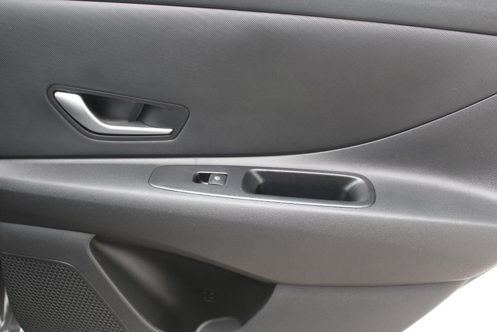 new 2025 Hyundai ELANTRA HEV car, priced at $25,333