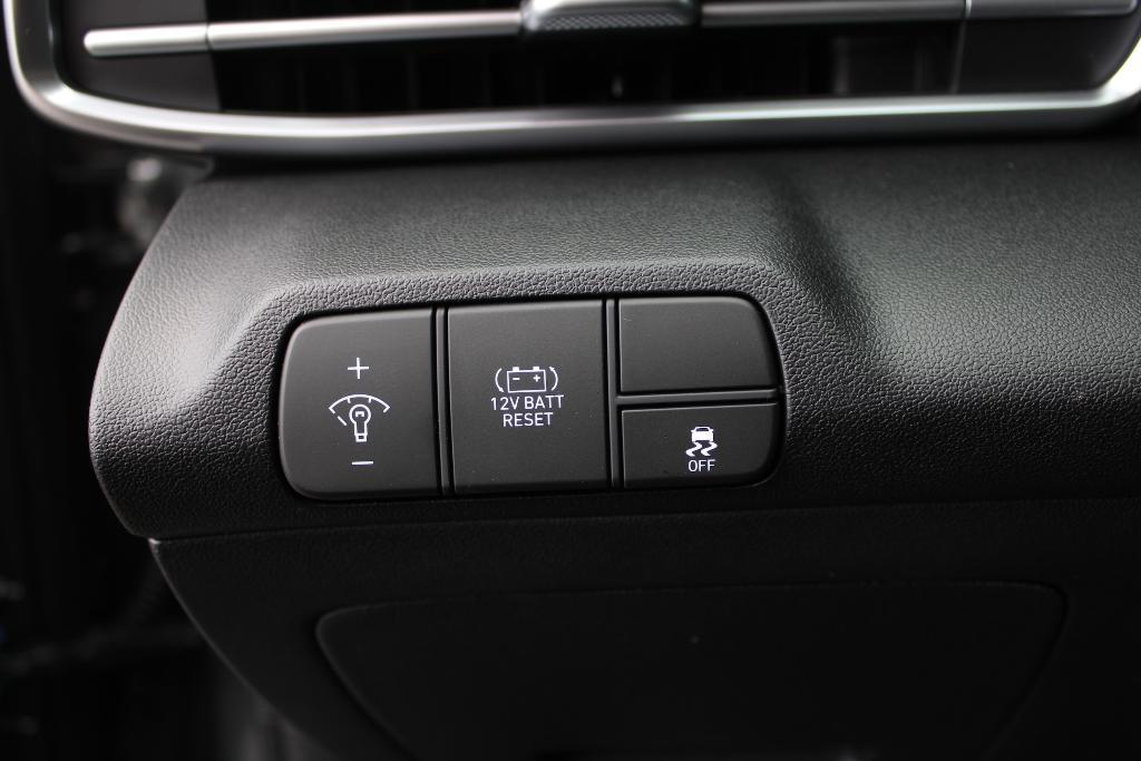 new 2025 Hyundai ELANTRA HEV car, priced at $25,333