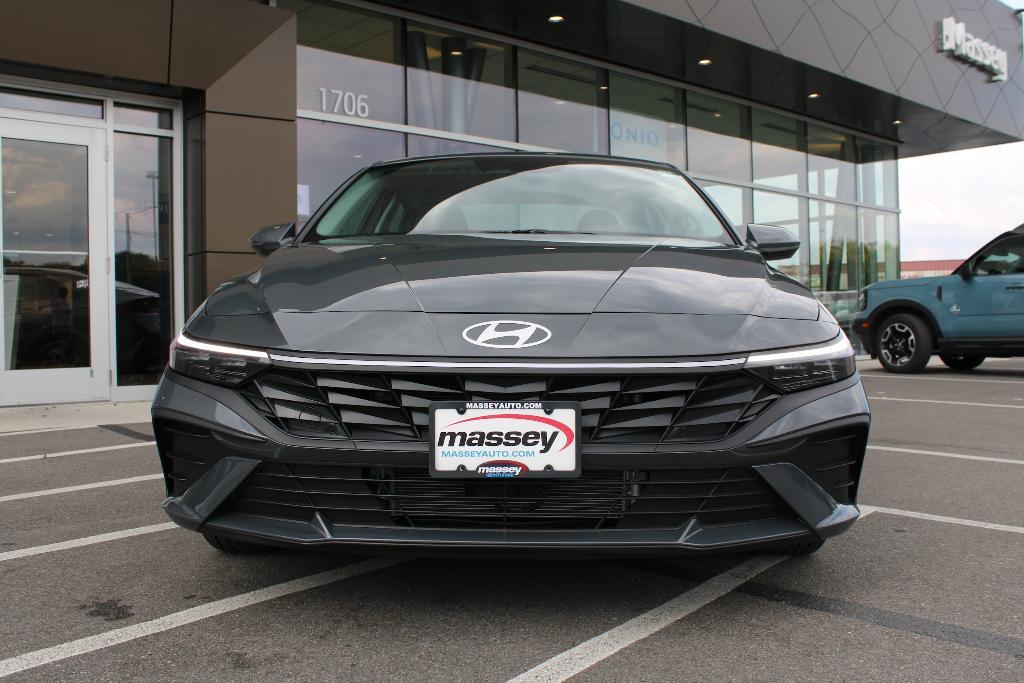 new 2025 Hyundai ELANTRA HEV car, priced at $25,333