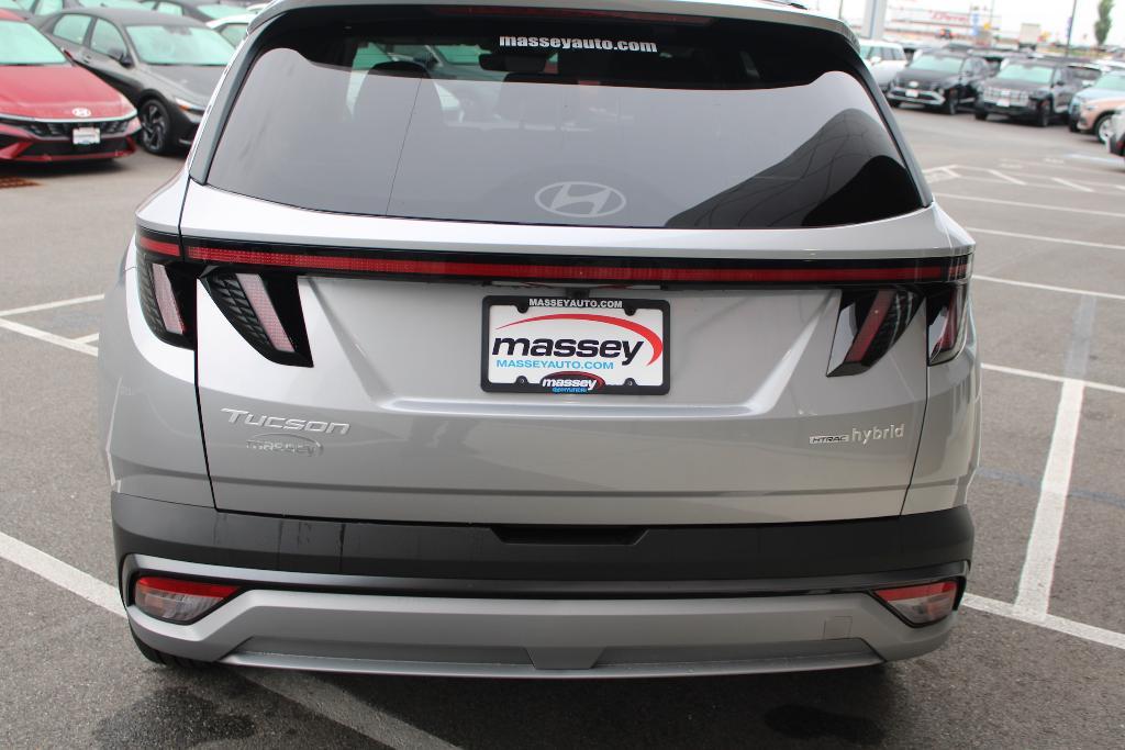 new 2025 Hyundai TUCSON Hybrid car, priced at $36,381