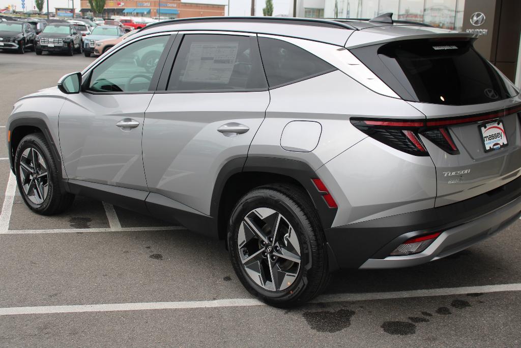 new 2025 Hyundai TUCSON Hybrid car, priced at $36,381