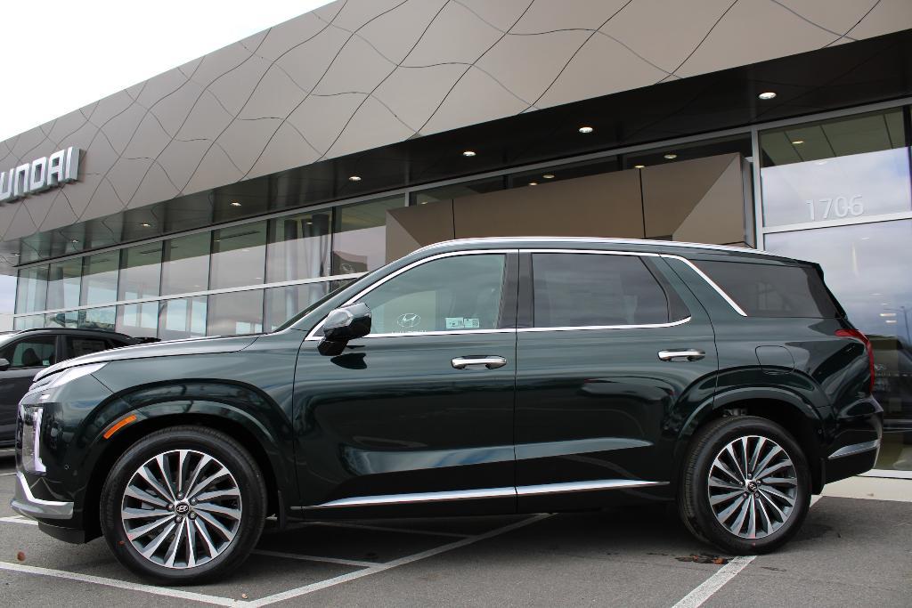 new 2025 Hyundai Palisade car, priced at $54,293