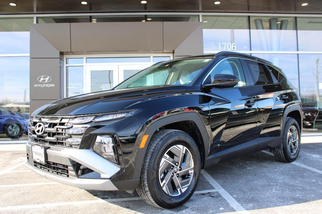 new 2025 Hyundai TUCSON Hybrid car, priced at $34,730