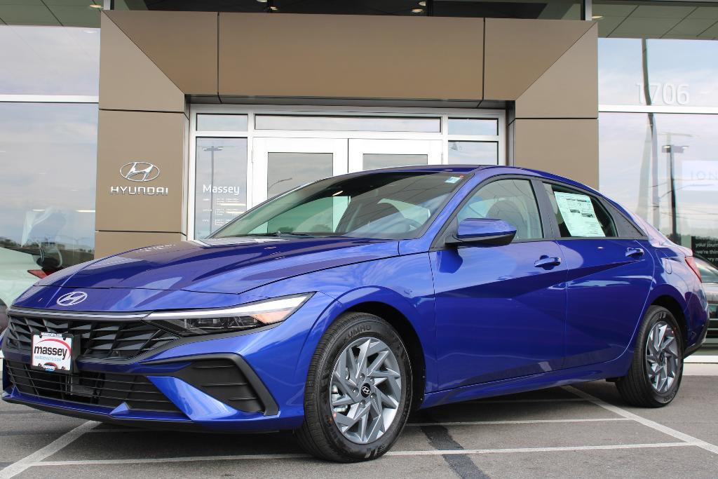 new 2025 Hyundai ELANTRA HEV car, priced at $25,603