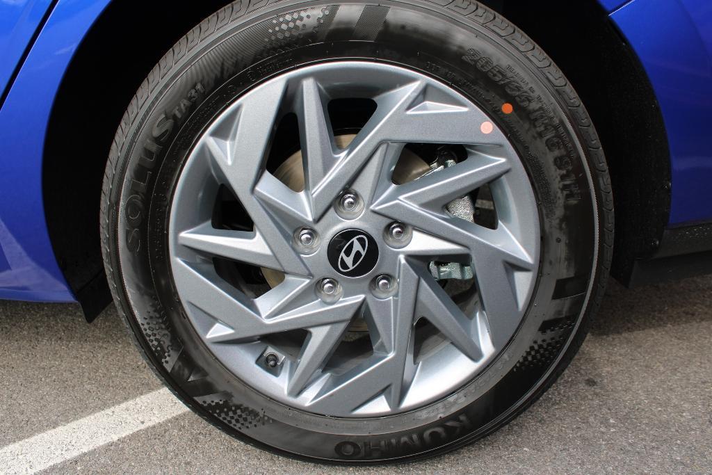 new 2025 Hyundai ELANTRA HEV car, priced at $25,603
