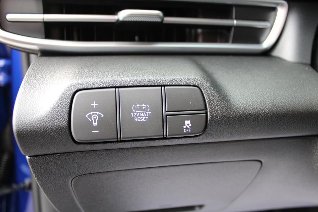 new 2025 Hyundai ELANTRA HEV car, priced at $25,603