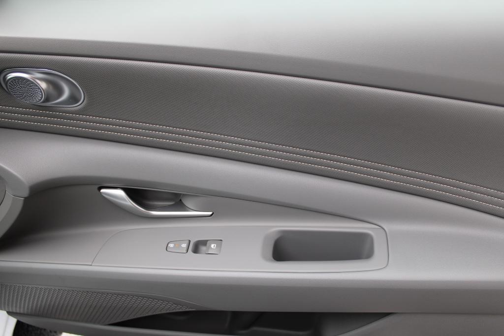 new 2025 Hyundai Elantra car, priced at $23,881
