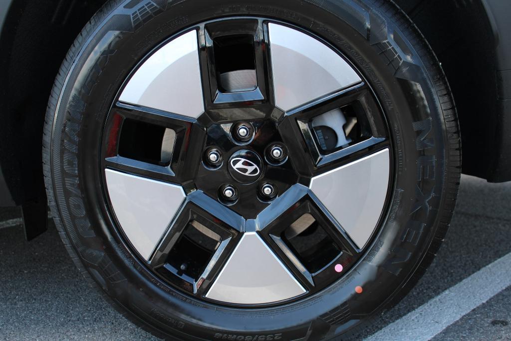 new 2026 Hyundai SANTA FE HEV car, priced at $39,065