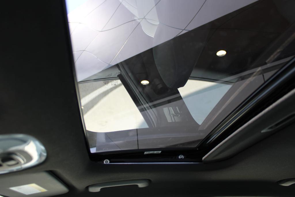 new 2025 Hyundai ELANTRA HEV car, priced at $30,903