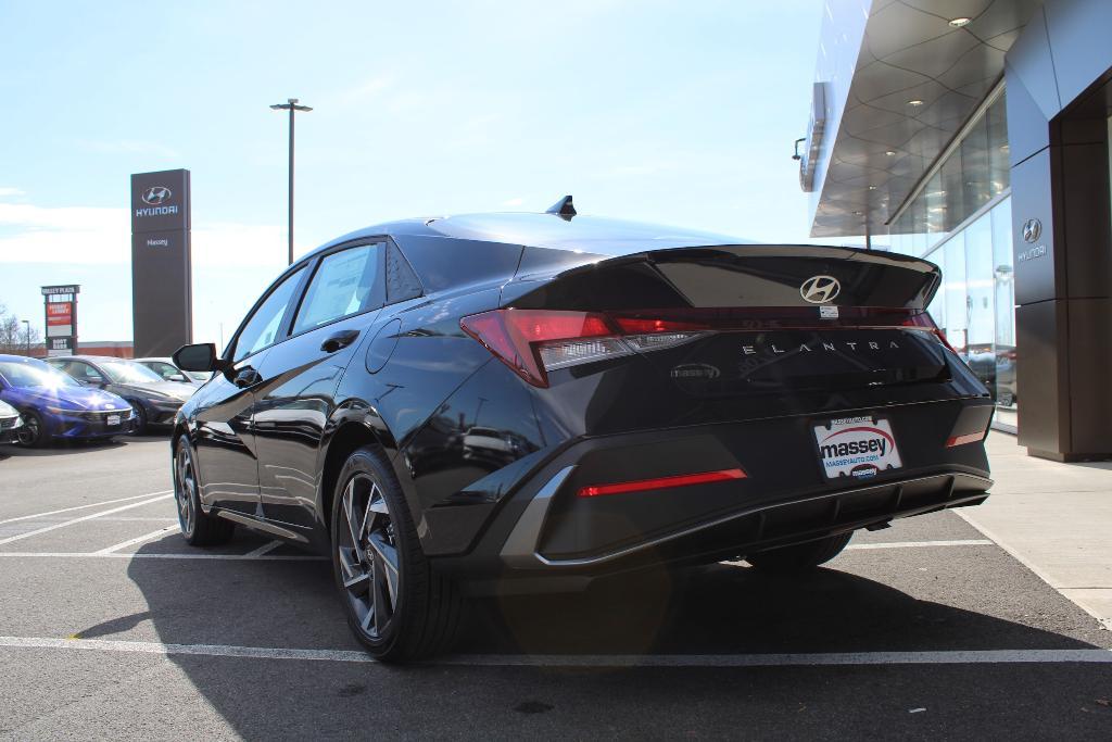 new 2025 Hyundai Elantra car, priced at $23,241