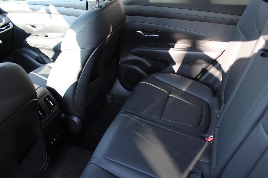 new 2025 Hyundai TUCSON Hybrid car, priced at $36,881