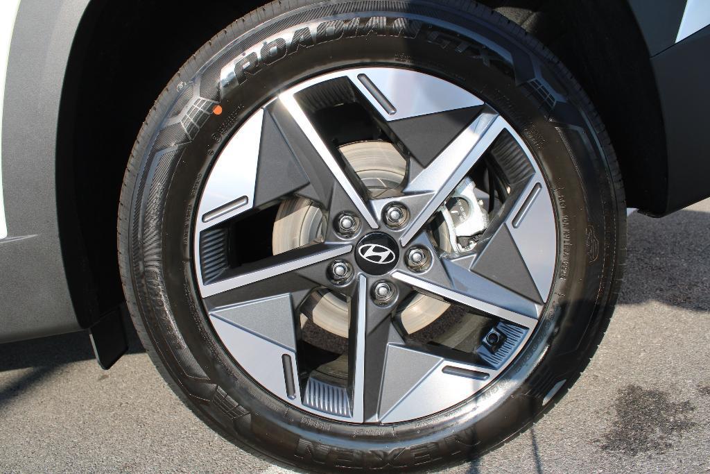 new 2025 Hyundai TUCSON Hybrid car, priced at $36,881