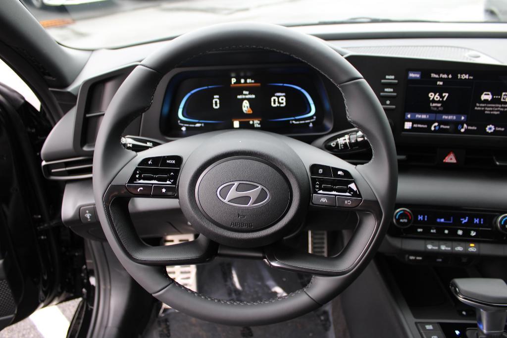 new 2025 Hyundai Elantra car, priced at $24,071