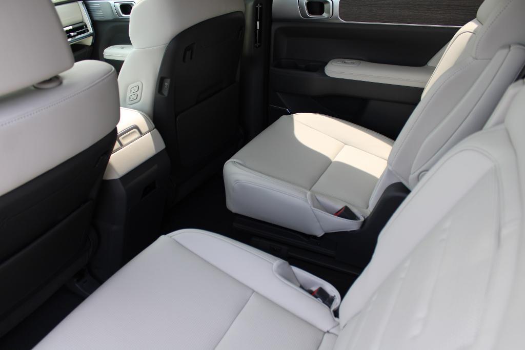 new 2025 Hyundai SANTA FE HEV car, priced at $51,618