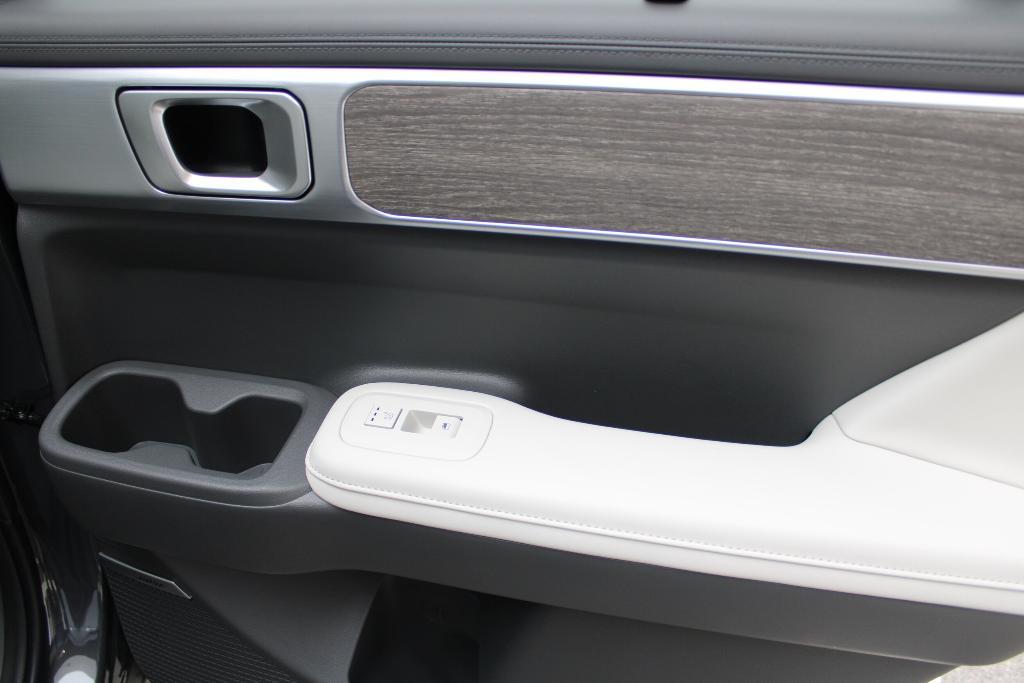 new 2025 Hyundai SANTA FE HEV car, priced at $47,827