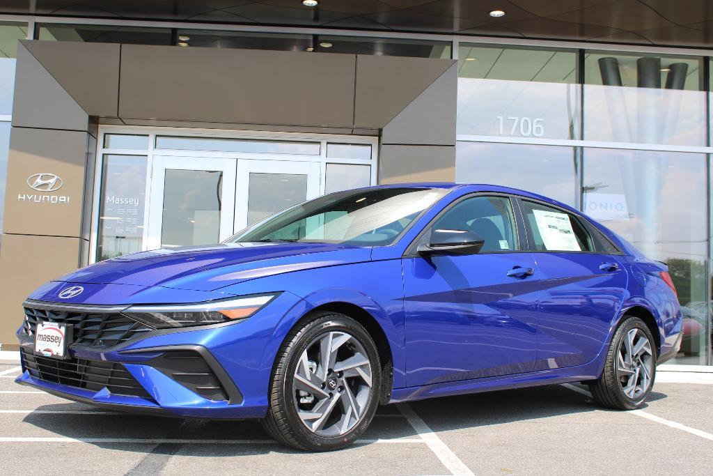 new 2025 Hyundai Elantra car, priced at $23,369