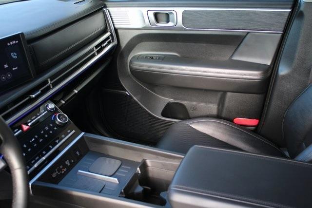 used 2024 Hyundai Santa Fe car, priced at $38,126