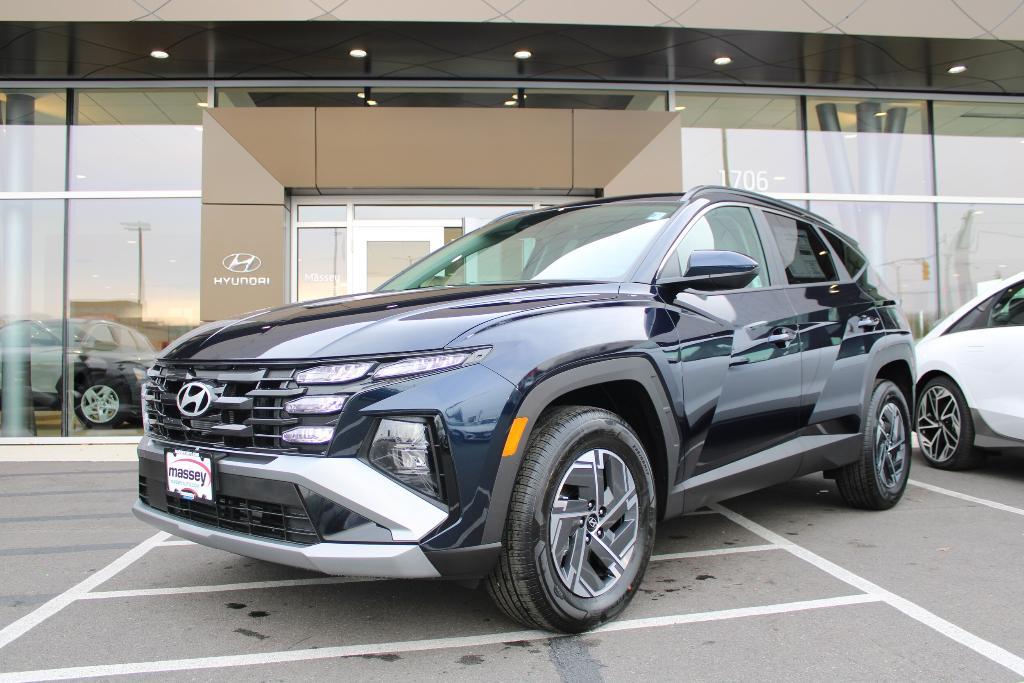 new 2025 Hyundai Tucson Hybrid car, priced at $34,064