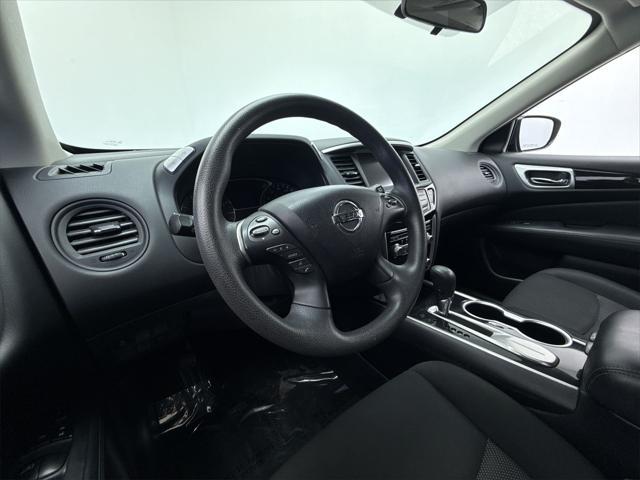 used 2020 Nissan Pathfinder car, priced at $21,588