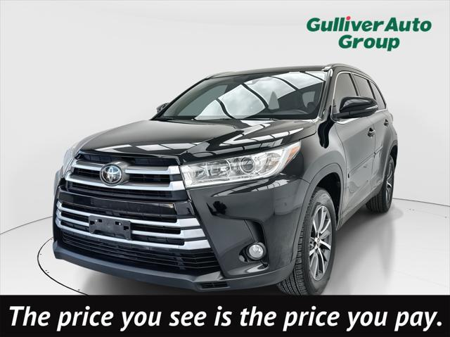 used 2019 Toyota Highlander car, priced at $24,288