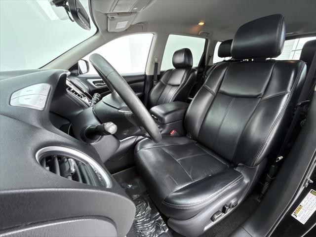 used 2018 Nissan Pathfinder car, priced at $13,250