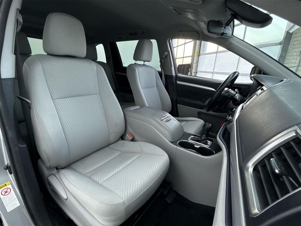 used 2017 Toyota Highlander car, priced at $19,468