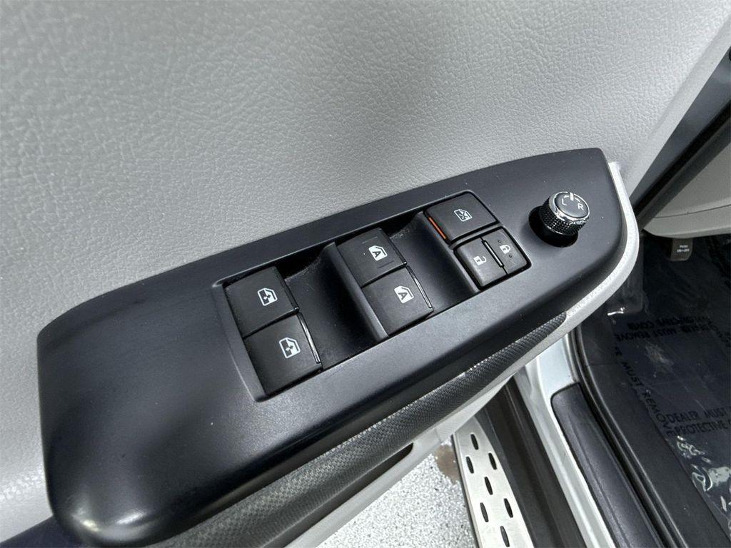 used 2017 Toyota Highlander car, priced at $19,468