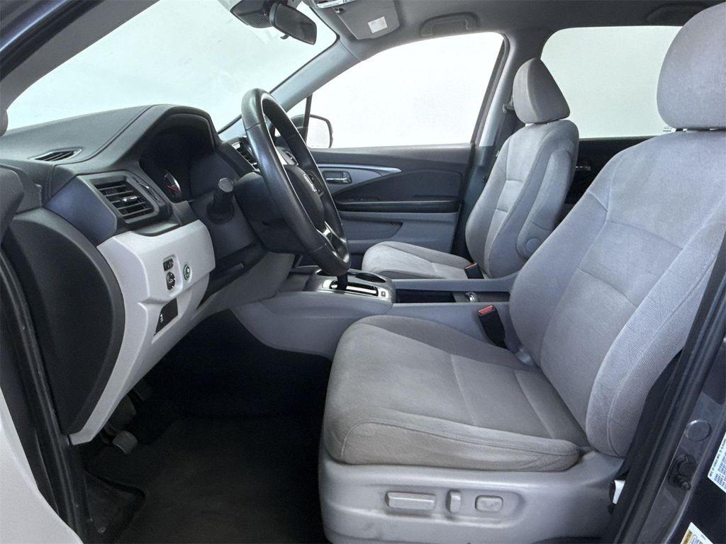 used 2020 Honda Pilot car, priced at $18,588