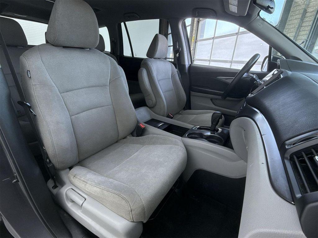 used 2020 Honda Pilot car, priced at $18,588