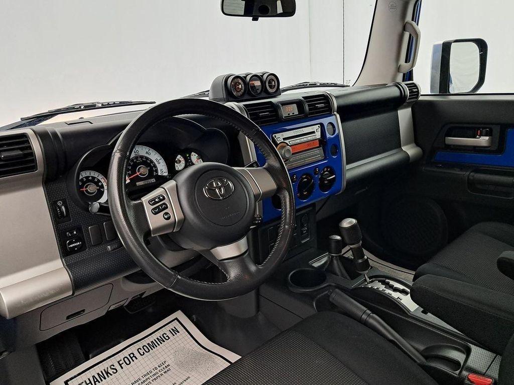 used 2007 Toyota FJ Cruiser car, priced at $20,588