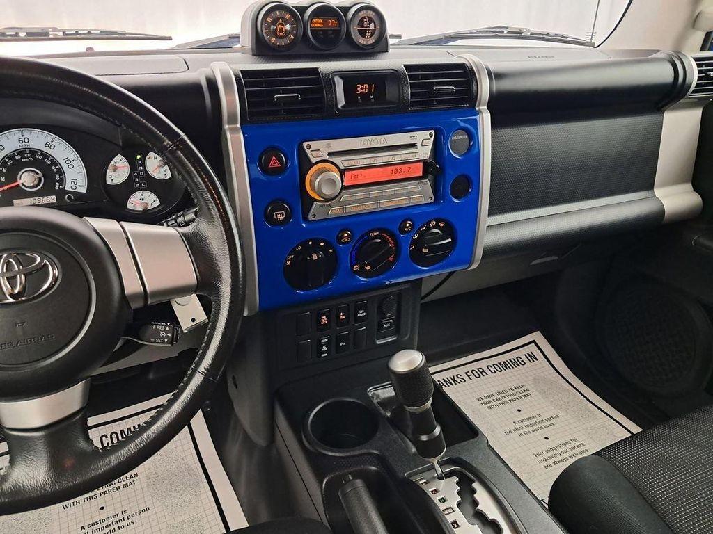 used 2007 Toyota FJ Cruiser car, priced at $20,588