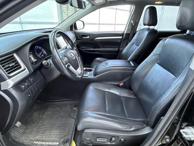 used 2018 Toyota Highlander car, priced at $24,988