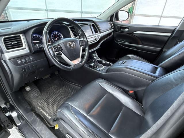 used 2018 Toyota Highlander car, priced at $24,988