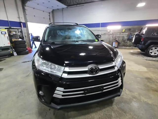 used 2018 Toyota Highlander car, priced at $24,988