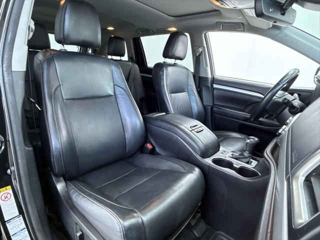 used 2018 Toyota Highlander car, priced at $24,988
