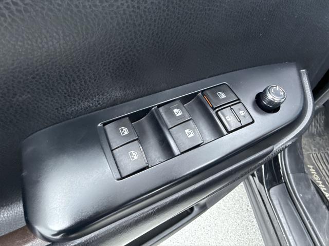 used 2018 Toyota Highlander car, priced at $24,988
