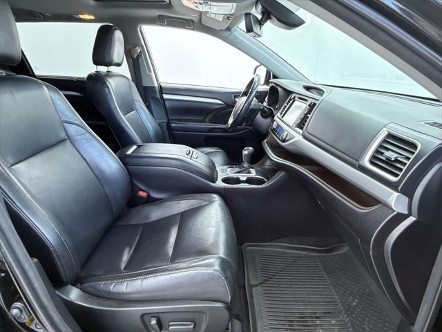 used 2018 Toyota Highlander car, priced at $24,988