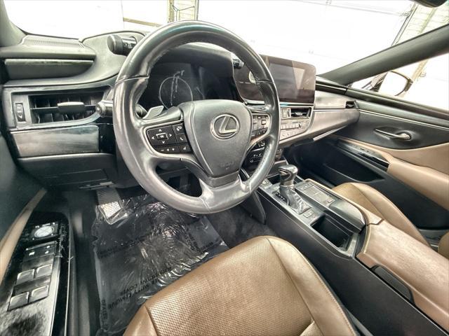 used 2022 Lexus ES 350 car, priced at $30,988