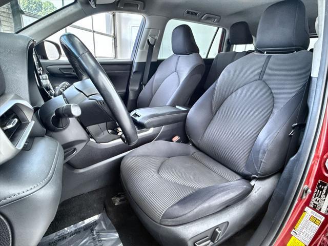 used 2021 Toyota Highlander car, priced at $24,988
