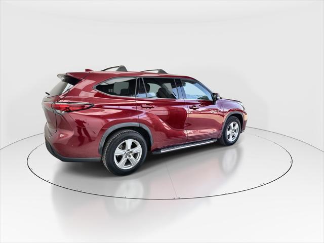 used 2021 Toyota Highlander car, priced at $24,988