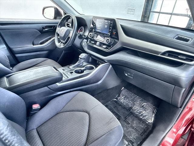 used 2021 Toyota Highlander car, priced at $24,988