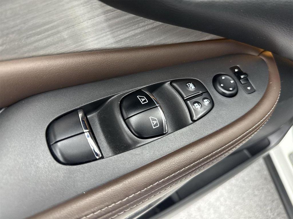used 2016 Nissan Murano car, priced at $13,988