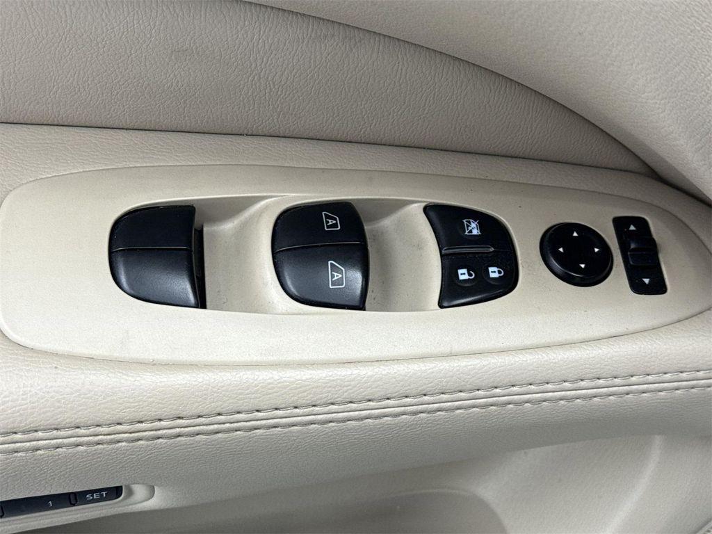 used 2014 Nissan Pathfinder car, priced at $9,988