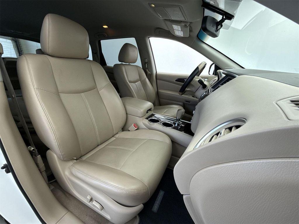 used 2014 Nissan Pathfinder car, priced at $9,988