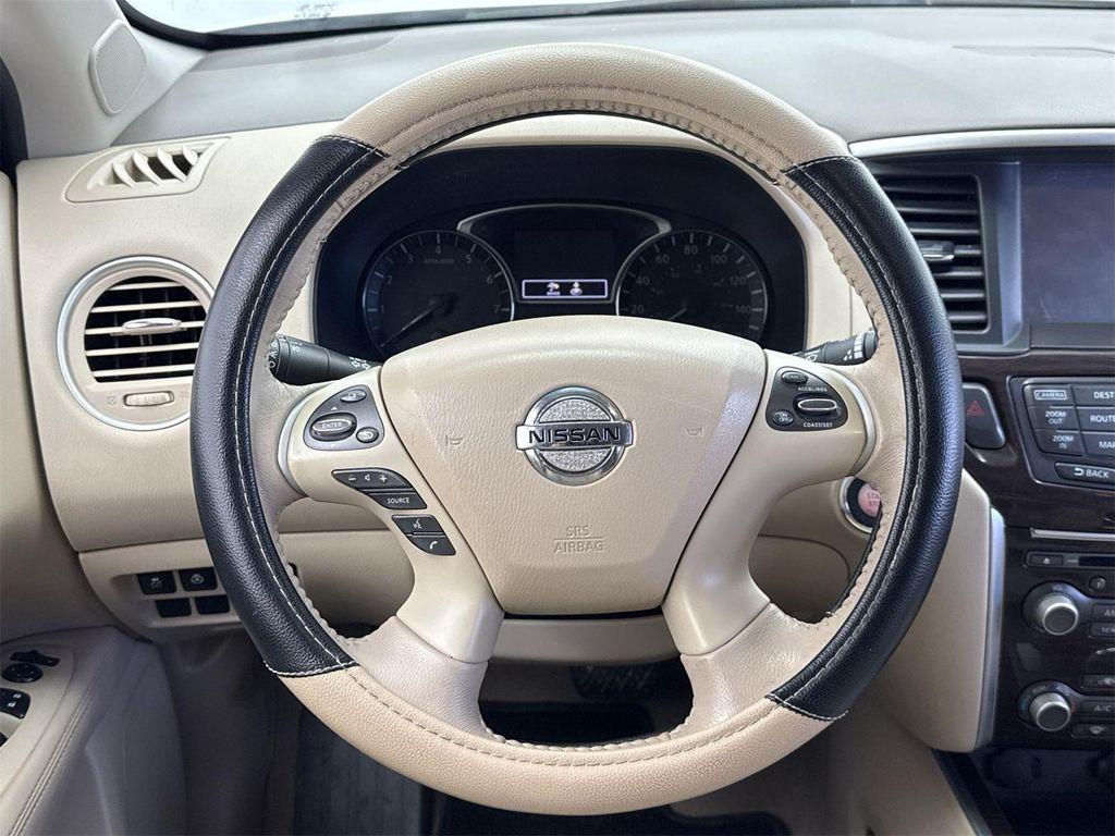 used 2014 Nissan Pathfinder car, priced at $9,988