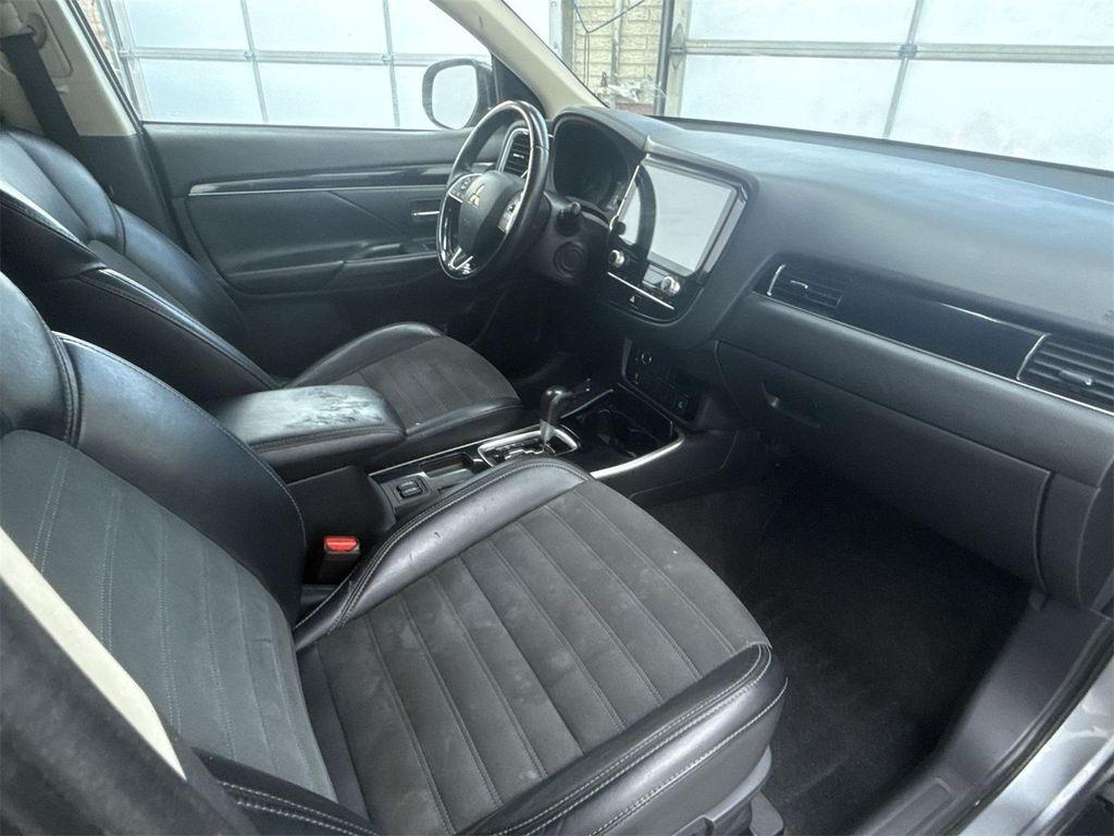used 2020 Mitsubishi Outlander car, priced at $13,988