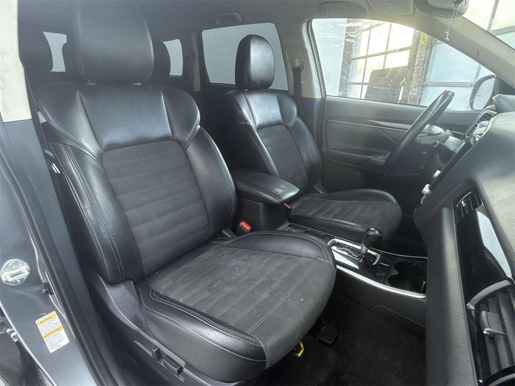 used 2020 Mitsubishi Outlander car, priced at $13,988